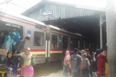 Selesaikan Amdal, Jalur...