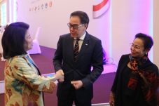 Astra Tunjuk Sri Indrastuti...