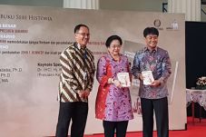 Mega Kenang Granat Cikini...