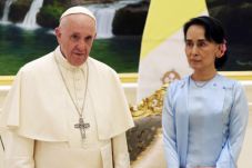Paus Tak Singgung Rohingya...