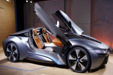 BMW Kembali Pamer i8...
