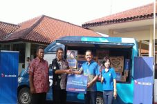 Jibaku XL Axiata Membantu...
