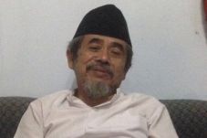 Keteladanan Mbah Dardak,...