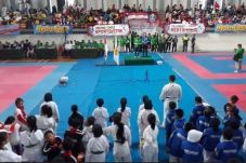 Ratusan Karateka Perebutkan...