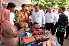 Berdayakan TKI Bermasalah,...