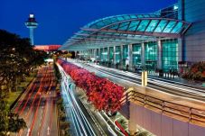 3 Bandara Paling Menarik...