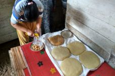 Gethuk Bokong, Makanan...
