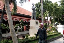 Jejak Soetomo di Gedung...