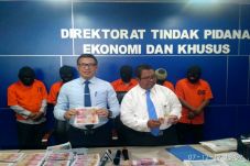 2.700 Lembar Upal Pecahan...