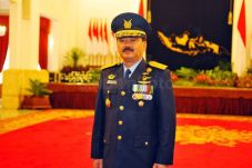 Panglima TNI Hadi Tjahjanto...