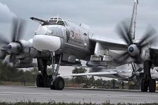 Pesawat Tu-95 Rusia...