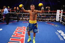 Lomachenko Yakin Bisa...