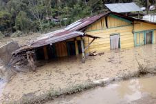 Solok Diterjang Banjir...