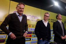 Resmi, Dortmund Pecat...