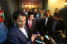 Surat Pengunduran Diri...