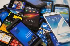 Pasar Smartphone Menengah...