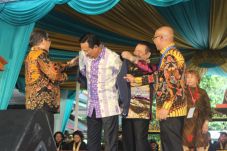 Raja Yogya Diangkat...