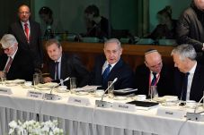 Netanyahu Minta UE Akui...