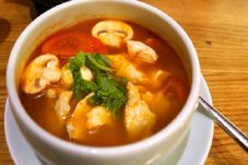 Tom Yam, Seafood yang...