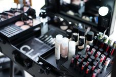 Brand Make Up Korea...