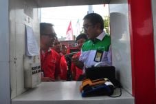 Beli BBM di SPBU Semarang...