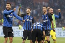 Inter Milan Lolos ke...