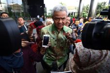 Ganjar Pranowo: Nama...