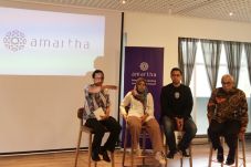 Fintech Amartha Salurkan...