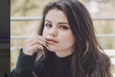 Selena Gomez Dukung...