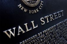 Dow Jones Catat Rekor...