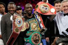Terence Crawford Berencana...