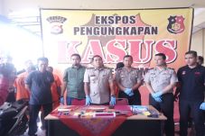 Sadis! Pelaku Bunuh...