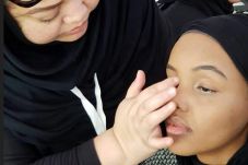 Trik Make Up untuk Kulit...