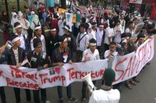Mahasiswa Malang Turun...