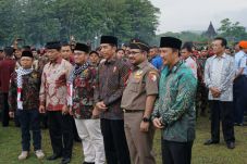 Kemah Bersama, Pemuda...