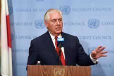 Tillerson Desak Korut...