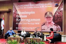 Bikin Buku, Condro Kirono...