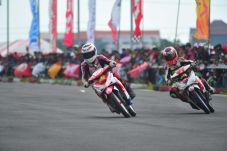 Honda Dream Cup 2017:...