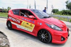 Ini Mobil Listrik Besutan...