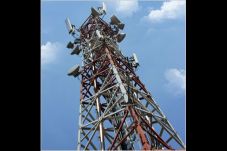 Ribuan Menara BTS Ditengarai...