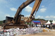 36 Ton Makanan Olahan...
