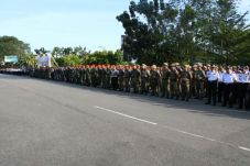 Kapolda Kalbar Pimpin...