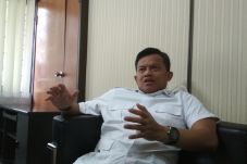 Usung Sudrajat, Gerindra...