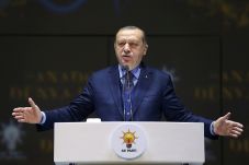 Erdogan pada Trump:...