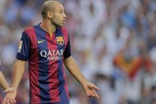 Mascherano Mendekat...