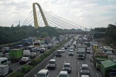 Jika Macet Total, Tol...