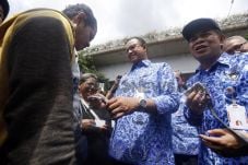 Tinjau Penataan Tanah...