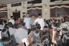 Gubernur Kepri Pantau...