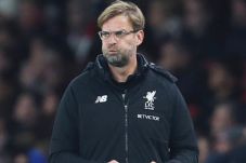 Lupakan Gelar Liga Inggris,...