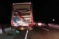 Evakuasi Tabrakan Karambol...